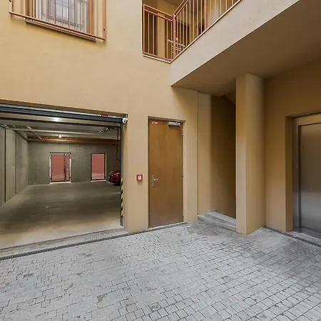 Bliss, Right In The Center With 1 Free Parking Spot * Presov