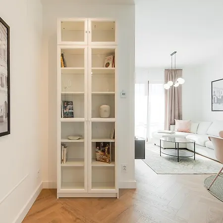 Apartment Bliss, Right In The Center With 1 Free Parking Spot Presov