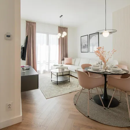 Apartment Bliss, Right In The Center With 1 Free Parking Spot Presov