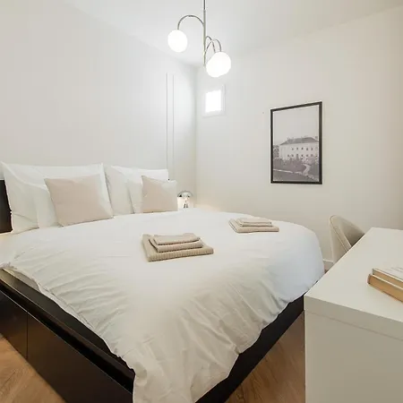 Bliss, Right In The Center With 1 Free Parking Spot * Presov